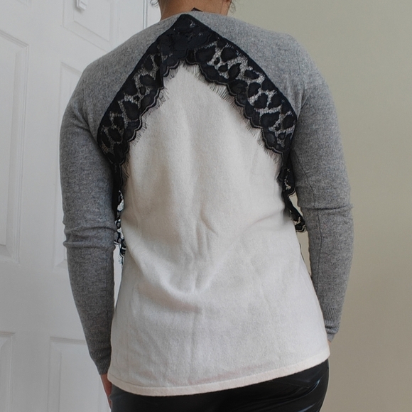 AQUA Sz Small 100% Cashmere Gray White Sweater Black Lace Soft Cozy Long‎ Sleeve - Picture 3 of 6
